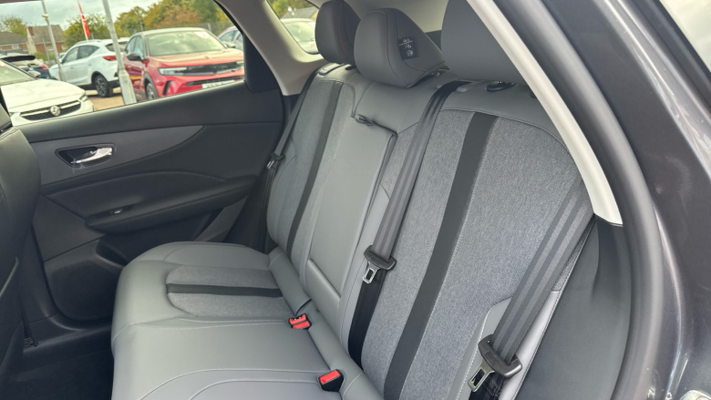 MG MGS5 170kW Trophy EV Long Range 64kWh 5dr Auto Electric Estate